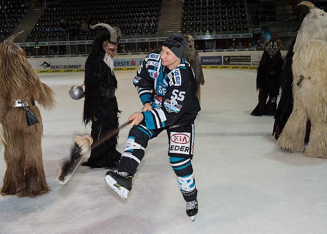 Robert Lukas (EHC Liwest Black Wings Linz) EHC Liwest Black Wings Linz vs KHL Medvescak Zagreb