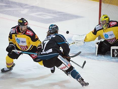 Brian Lebler, Linz im Angriff, EHC Liwest Black Wings Linz vs UPC Vienna Capitals 1. SF