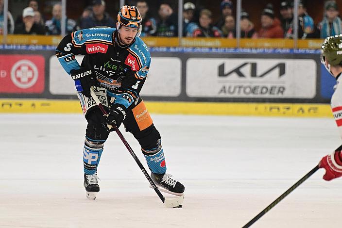 Raphael Wolf (Steinbach Black Wings Linz) Win2Day ICE Hockey League,  Steinbach Black Wings Linz vs HCB Suedtirol Alperia ,  Linz AG Eisarena 