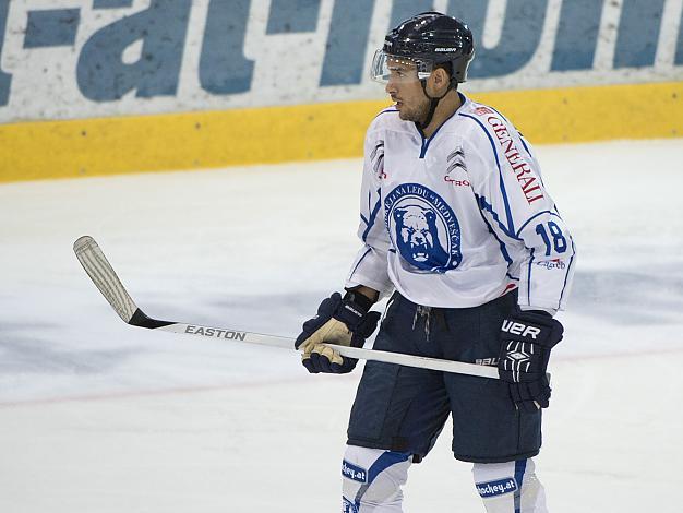 #18 Jonathan Cheechoo, Zagreb, EHC Liwest Black Wings Linz vs KHL Medvescak Zagreb