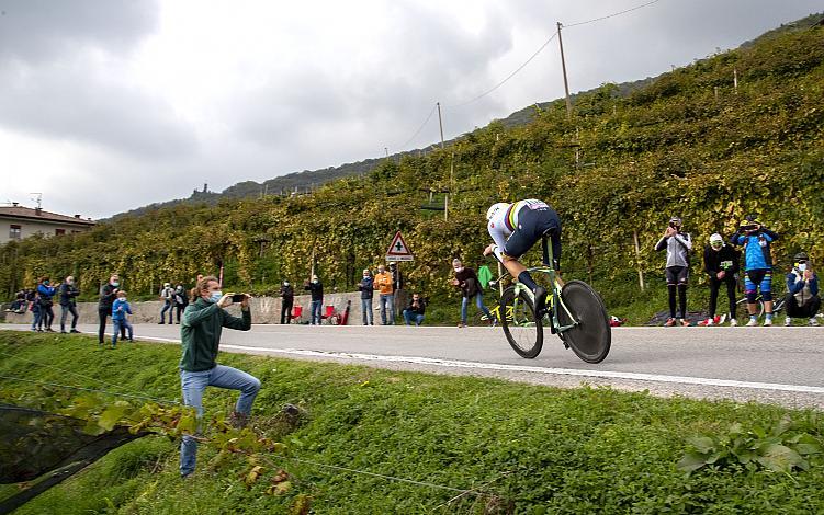 Filippo Ganna (Ita, Ineos Grenadiers) Conegliano - Valdobbiadene (Prosecco Superiore Wine Stage)  14. Etappe, 103. Giro d Italia
