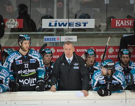 Head-Coach Robert Daum (EHC Liwest Black Wings Linz), EHC Liwest Black Wings Linz vs Fehervar AV 19