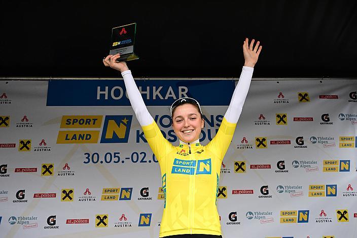 Gesamtsiegerin Malwina Mul (POL, MAT Atom Deweloper Wroclaw) im Gelben Trikot der Gesamtsiegerin 02.06.2024. 4. Etappe, Waidhofen an der Ybbs. - Hochkar,  Sportland NOE WOMENS  KIDS Tour