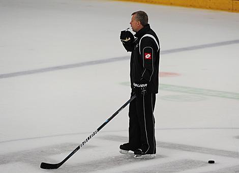 Trainer Rob Daum, EHC Liwest Black Wings Linz. 