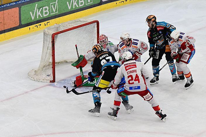 Luka Maver (Steinbach Black Wings Linz) scort zum 2 zu 1, Win2Day ICE Hockey League,  Steinbach Black Wings Linz vs EC KAC,  Linz AG Eisarena