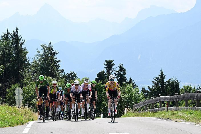 Colin Chris Stüssi (SUI, Team Vorarlberg) führt das Feld an, Herren Elite, U23, Road Cycling League Austria, Gaisbergrennen Salzburg