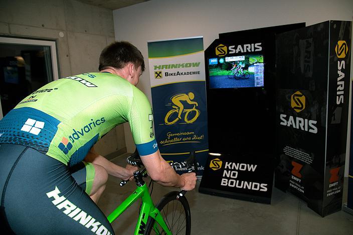 Stefan Kolb (AUT, Hrinkow Advarics Cycleang Team) trainiert auf dem Saris Smarttrainer, Herren Elite, UCI Continental, Raiffeisen Hrinkow Bike Akademie