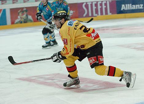 #21 Kelly Fairchild, Stuermer, Vienna Capitals