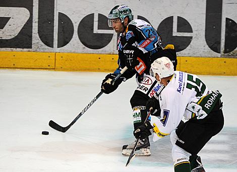 Mike Ouellette EHC Liwest Black Wings Linz vs. HC Energy Karlovy Vary