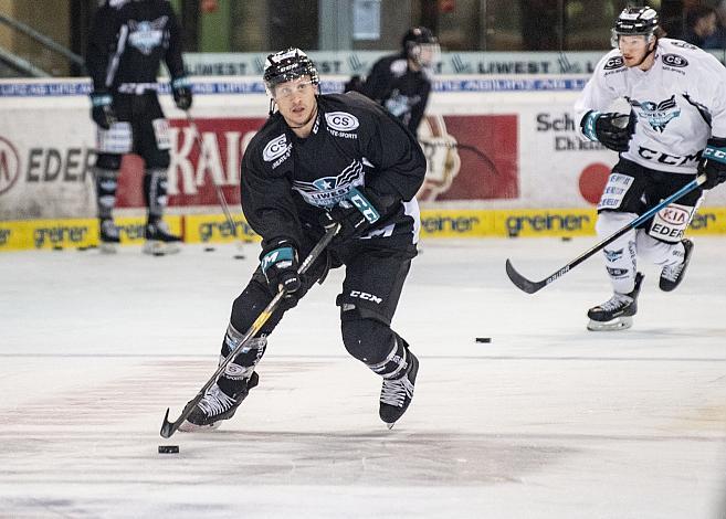 Im Bild: Steve Oleksy (EHC Liwest Black Wings Linz) Eishockey,  EHC Liwest Black Wings Lin z