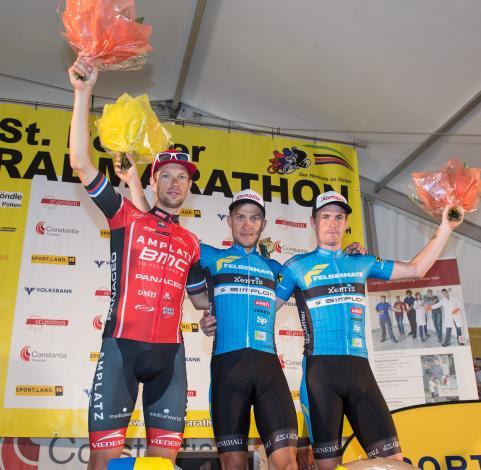 Siegerpodest von St. Pölten v.l. Matej Mugerli (SLO, Team Amplatz - BMC), Sieger Riccardo Zoidl (AUT, Team Felbermayr Simplon Wels), Stephan Rabitsch (AUT, Team Felbermayr Simplon Wels)
Siegerpodest von St. PÃ¶lten v.l. Matej Mugerli (SLO, Team Ampla