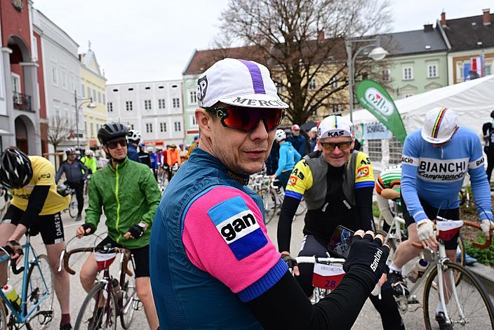 Start zur 10. Kirschblüten Radklassik, Rad Klassik, Oldtimer, Vintage, Stahlrad, Radsport, Eferding, Oberösterreich