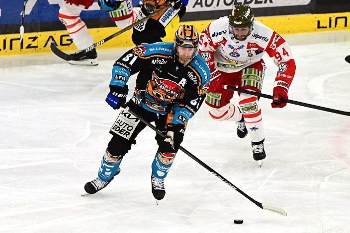 Sean Collins (Steinbach Black Wings Linz), Daniel Frank (HCB Suedtirol Alperia)  Win2Day ICE Hockey League,  Steinbach Black Wings Linz vs  HCB Südtirol Alperia,  Linz AG Eisarena 