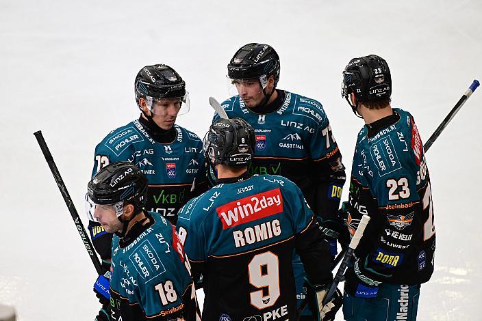 Gerd Kragl (Steinbach Black Wings Linz), Emil Romig (Steinbach Black Wings Linz) 2. Runde ICE, Steinbach Black Wings Linz vs Milano Hockey Club, Linz AG Eisarena 