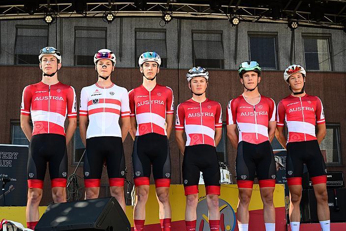Team Österreich mit Raphael Künz (AUT, Österreich), Lorenz Ludwiczek (AUT, Österreich), Michael Ortner (AUT, Österreich), Luis Reheis (AUT, Österreich), Niklas Wiesmayr (AUT, Österreich), Santiago Wrolich (AUT, Team Österreich) 51. OÖ Junioren Rundfahrt Pressekonferenz