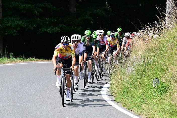 Giacomi Ballabio (ITA, Team Vorarlberg Santic) , Benjamin Eckerstorfer (AUT, Tirol KTM Cycling Team), Sieger am Gaisberg Hermann Pernsteiner (AUT, D2mont Merida Cycling) Herren Elite, U23, Road Cycling League Austria, Gaisbergrennen Salzburg