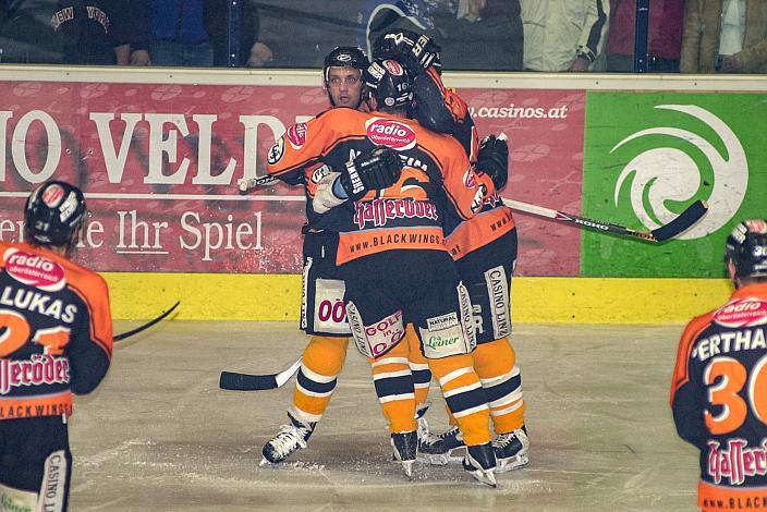 Serge Poudrier, Rick Nasheim feiern 4. Finale in Villach um den Meistertitel EC VSV - Black Wings Linz
