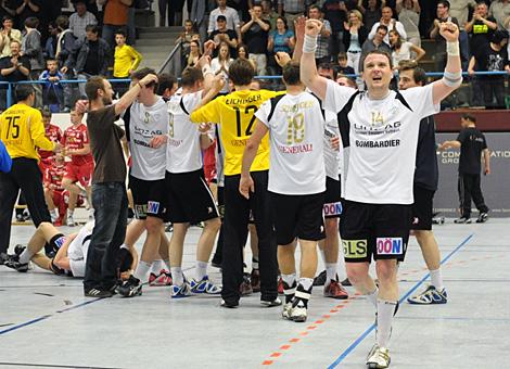  HLA, HC Linz AG vs ALPLA HC Hard, Andreas Stachelberger, Linz jubelt ueber den Sieg 