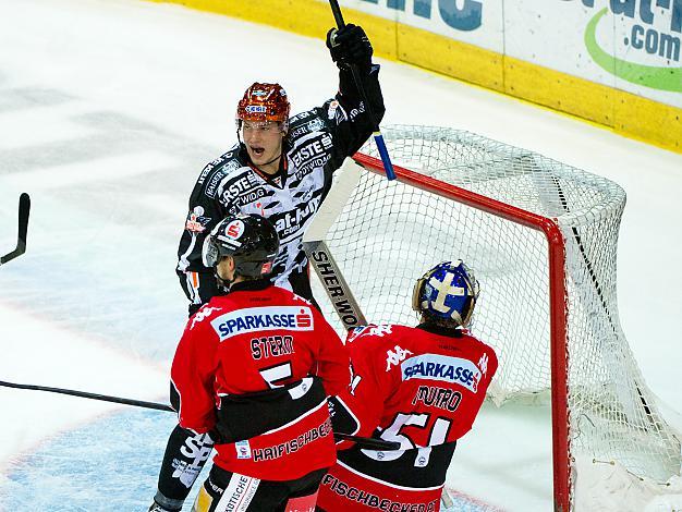 Brian Lebler feiert, EHC Liwest Black Wings Linz vs HC TWK Innsbruck