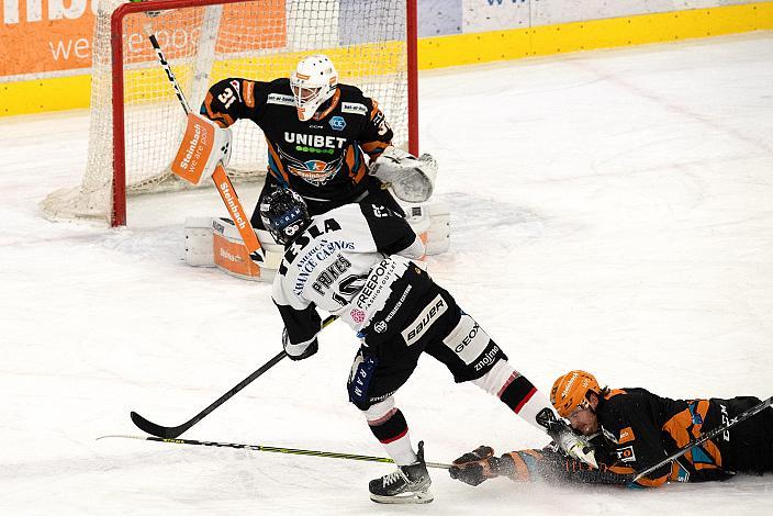 Tormann Jared Coreau (Steinbach Black Wings Linz), Radek Prokes (Tesla Orli Znojmo), Raphael Wolf (Steinbach Black Wings Linz) Steinbach Black Wings Linz vs Tesla Orli Znojmo, bet-at-home ICE Hockey League