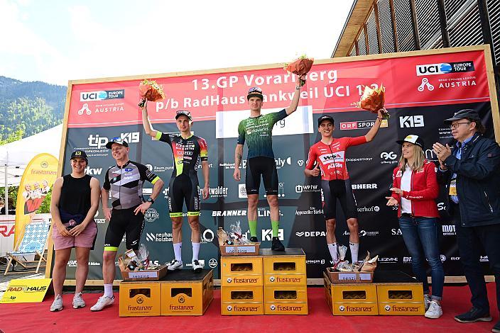 Podest. 2. Platz Michael Boros (CZE, Team Elkov Kasper), Sieger Jaka Primozic (SLO, Hrinkow Advarics), 3. Platz Martin Messner (AUT, WSA KTM Graz pb Leomo) gewinnt in Nenzing, Herren Elite, U23, Road Cyling League Austria, Radliga, GP Vorarlberg, Nenzing