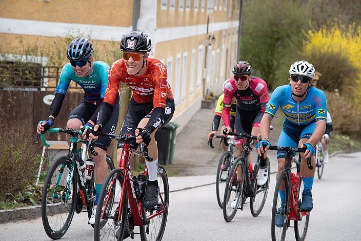 David Preyler (AUT, Tirol KTM Cycling Team), Josef Dirnbauer (AUT, Team Felbermayr Simplon Wels)  Herren Elite, U23, Radliga, 62. Radsaison-Eröffnungsrennen Leonding, Oberösterreich 