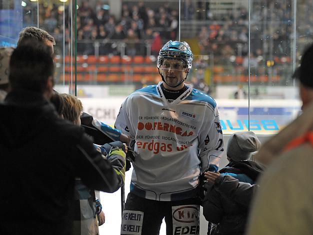 Gregor Baumgartner, EHC Liwest Black Wings Linz vs KHL Medvescak Zagreb