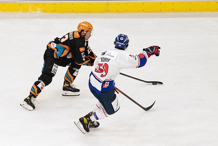 Niklas Bretschneider (Steinbach Black Wings Linz), Joel Messner (HC Tiwag Innsbruck - Die Haie)  Steinbach Black Wings Linz vs HC Tiwag Innsbruck - Die Haie, bet-at-home ICE Hockey League