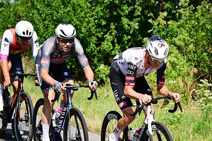 Die Ausreisser im Finale Felix Grossschartner (AUT, UAE Team Emirates - XRG), Tobias Bayer (AUT, Alpecin-Deceuninck), Sieger Tim Wafler (AUT, Tirol Cycling Team) ÖM Staatsmeisterschaft, Starssenrennen,, Illmitz, Burgenland