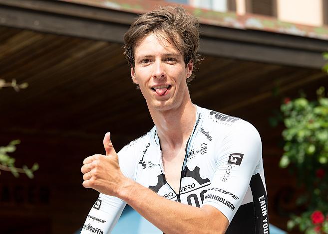 Das Siegerpodest. 2. Platz Stijn Daemen (NED, Abloc CT), 1. Etappe Wels - Maria Schmolln, Int. Raiffeisen Oberösterreich Rundfahrt UCI Kat. 2.2