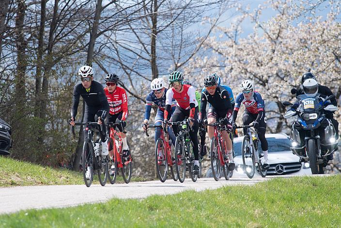 Ausreisser mit Martin Messner (AUT, WSA KTM Graz pb Leomo), Matthias Reutimann (SUI, Team Vorarlberg),  Felix Engelhardt (GER, Tirol KTM Cycling Team), Florian Kierner (Team Felbermayr Simplon Wels), Herren Elite, U23, Radliga, 60. Raika Kirschbluetenrennen, Wels, Oberösterreich
