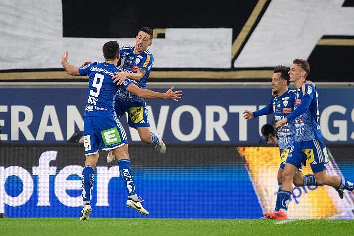 Patrik Mijic (TSV Egger Glas Hartberg) jubelt über das Tor zum 1 zu 0, 02.11.2024 Fussball LASK vs TSV Hartberg ,Bundesliga 2024 - 2025