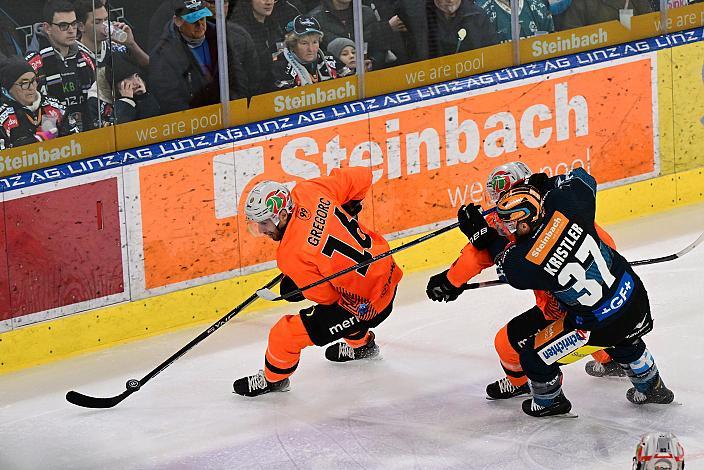 Blaz Gregorc (Moser Medical Graz 99ers), Andreas Kristler (Steinbach Black Wings Linz) Steinbach Black Wings Linz vs Moser Medical Graz 99ers , Linz AG Eisarena