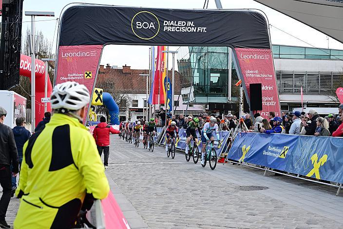 v.l.  65. Rad Saison Eroeffnungsrennen Leonding