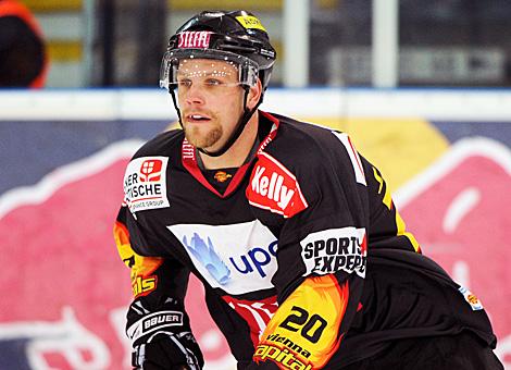 Peter Casparsson, Verteidiger, Vienna Capitals, EC Red Bull Salzburg vs. EV Vienna Capitals, Semifinale Spiel 3 
