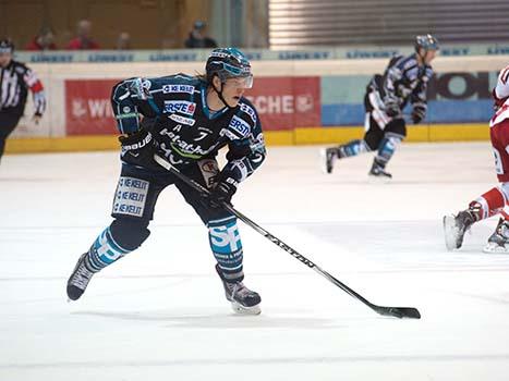 Brian Lebler, Linz EHC Liwest Black Wings Linz vs EC KAC