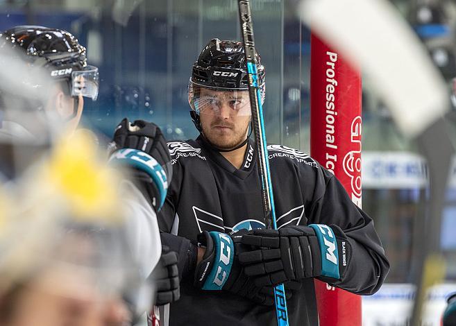 Niklas Tikkinen (Black Wings Linz) Black Wings Linz,  Eishockey