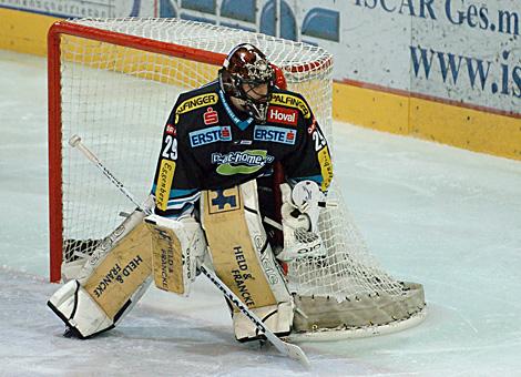 Der Linzer Tormann, #29 Juergen Penker, Liwest Black Wings Linz.