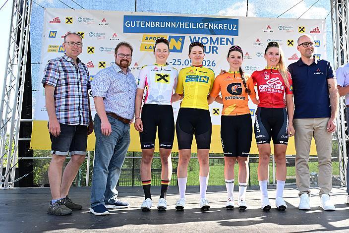 Trikots Gesamtführende Leni Burger (GER, Deutschland), Liv Wenzel (LUX, Team Luxembourg), Olga Wankiewiecz (POL, MAT Atom Deweloper Wroclaw), Leila Gschwendtner (AUT, Smurfit Westrock Cycling Team), Sportland NÖ women tour