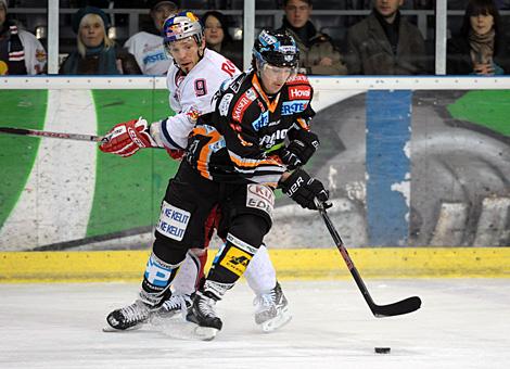 Christian Haidinger Liwest Black Wings Linz, Thomas Koch EC Red Bull Salzburg