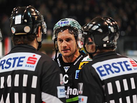 Philipp Lukas, Linz bei den Schiedsrichtern, EHC Liwest Black Wings Linz vs. Moser Medical Graz 99ers