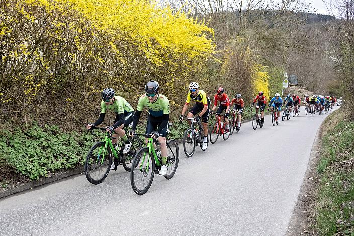 Jaka Primozic (SLO, Hrinkow Advarics), Timon Loderer (GER, Hrinkow Advarics) Herren Elite, U23, Radliga, 62. Radsaison-Eröffnungsrennen Leonding, Oberösterreich 