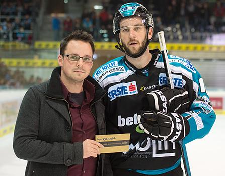 Marc-Andre Dorion (EHC Liwest Black Wings Linz) Spieler des Abends,  EHC Liwest Black Wings Linz vs EC Red Bull Salzburg