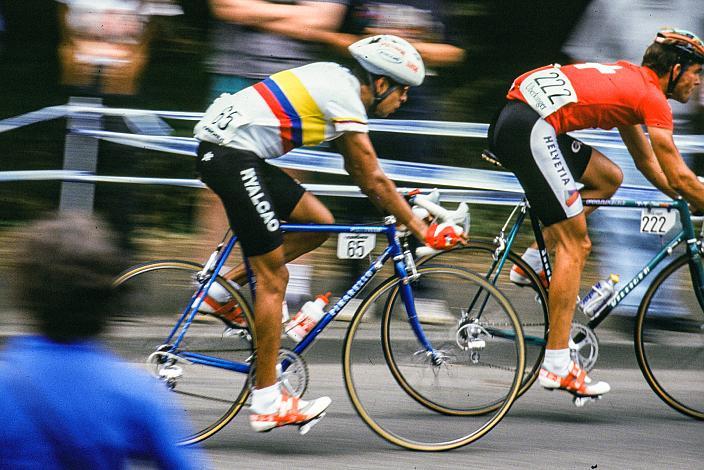 v.l. Alvaro Mejia (COL), Guido Winterberg (SUI) Herren Profi Rennen, Strasse WM Stuttgart, 1991