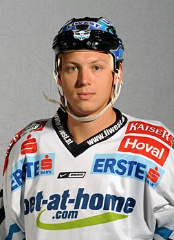 #15 Matthias Iberer, Stuermer, EHC Liwest Black Wings Linz