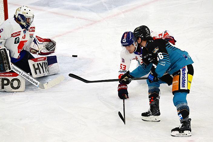 Tormann Matt Vernon (HC Tiwag Innsbruck - Die Haie), Stefan Gaffal (Steinbach Black Wings Linz), Mario Ebner (HC TIWAG Innsbruck - Die Haie), 26. Runde ICE, Steinbach Black Wings Linz vs HCInnsbruck, Linz AG Eisarena 