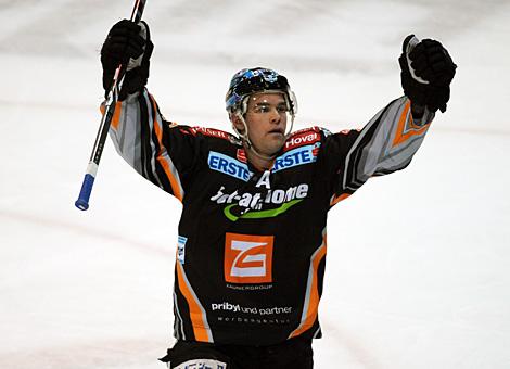 Pat Leahy Liwest Black Wings Linz jubelt ueber das 1 zu 0 gegen die EV Vienna Capitals