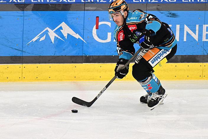 Nico Feldner (Steinbach Black Wings Linz)  Win2Day ICE Hockey League,  Steinbach Black Wings Linz vs  EC VSV,  Linz AG Eisarena 