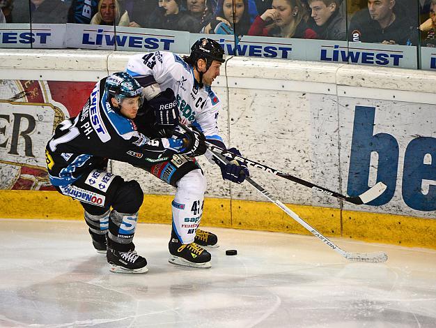 #21 Philipp Lukas, Linz und #43 Tamas Sille, Szekesfehervar, EHC Liwest Black Wings Linz vs SAPA Fehervar AV19