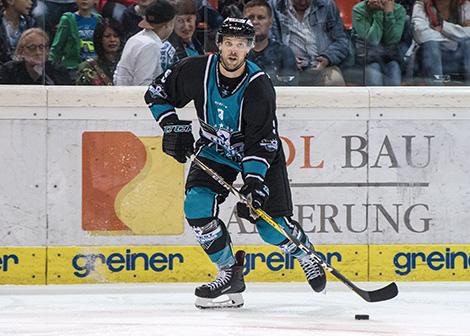 Rick Schofield (EHC Liwest Black Wings Linz)  EHC Liwest Black Wings Linz  vs Straubing Tigers